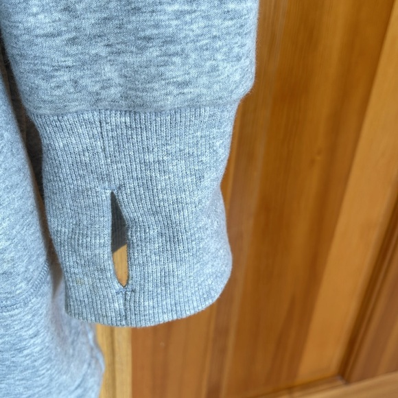 Long Athleta sweatshirt - Picture 5 of 5